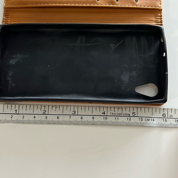 Sony Xperia XA1 Wallet Case, card holder, magnetic close, brown, camel brown - Picture 12 of 13